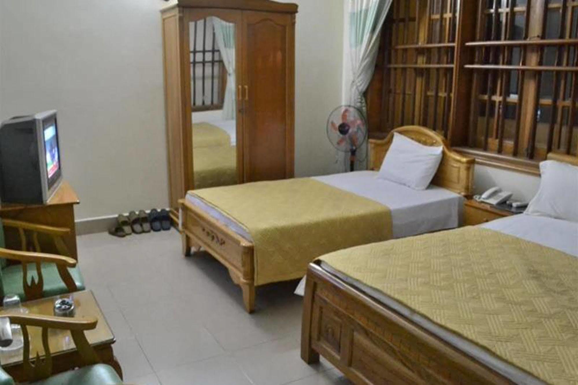 Hoang Ngoc Hotel Dong Khe Sau Zewnętrze zdjęcie