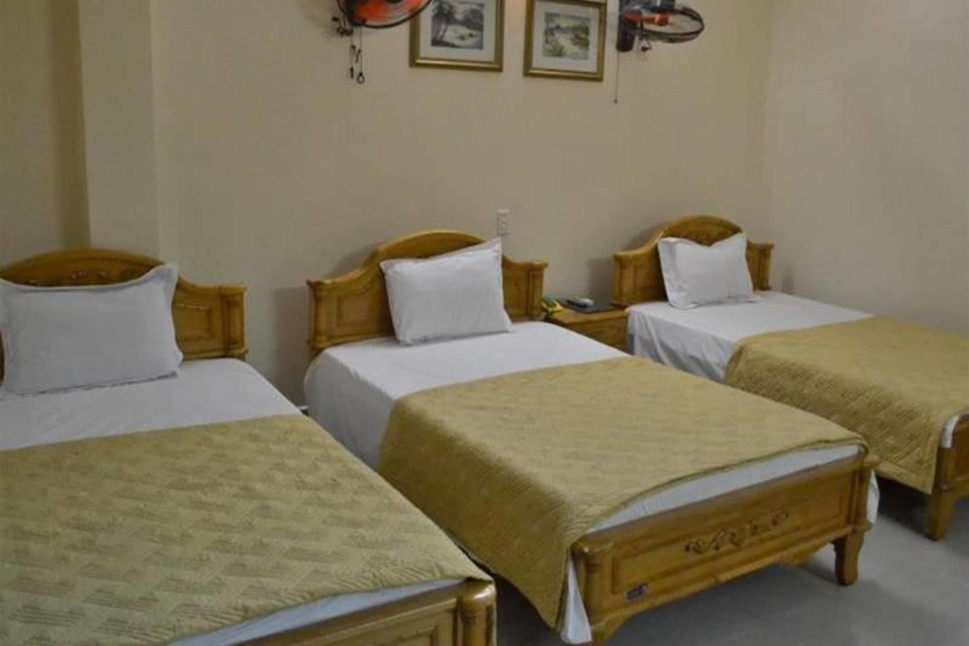 Hoang Ngoc Hotel Dong Khe Sau Zewnętrze zdjęcie