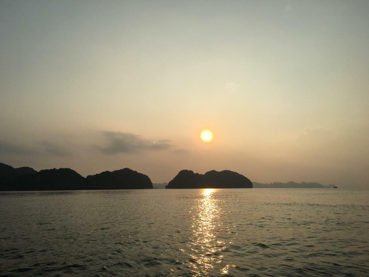 Hoang Ngoc Hotel Dong Khe Sau Zewnętrze zdjęcie
